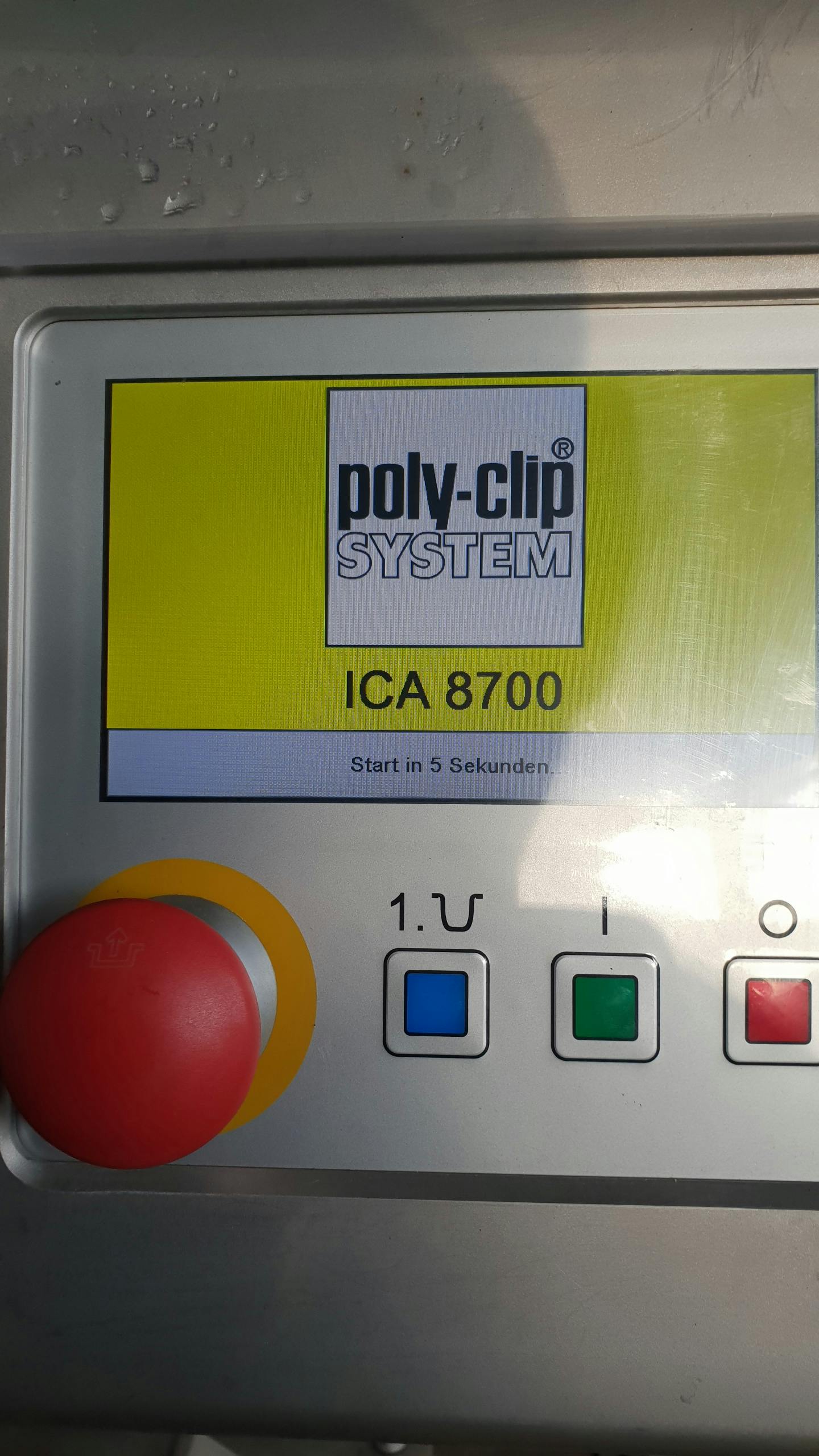 Řídicí jednotka of POLYCLIP ICA 8700 